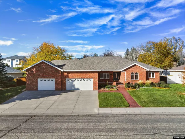 $865,000 | 1816 Miracle Drive, Casper, WY 82609