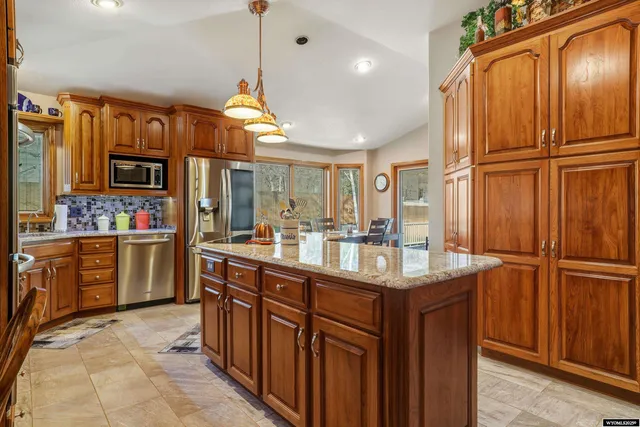 $865,000 | 1816 Miracle Drive, Casper, WY 82609