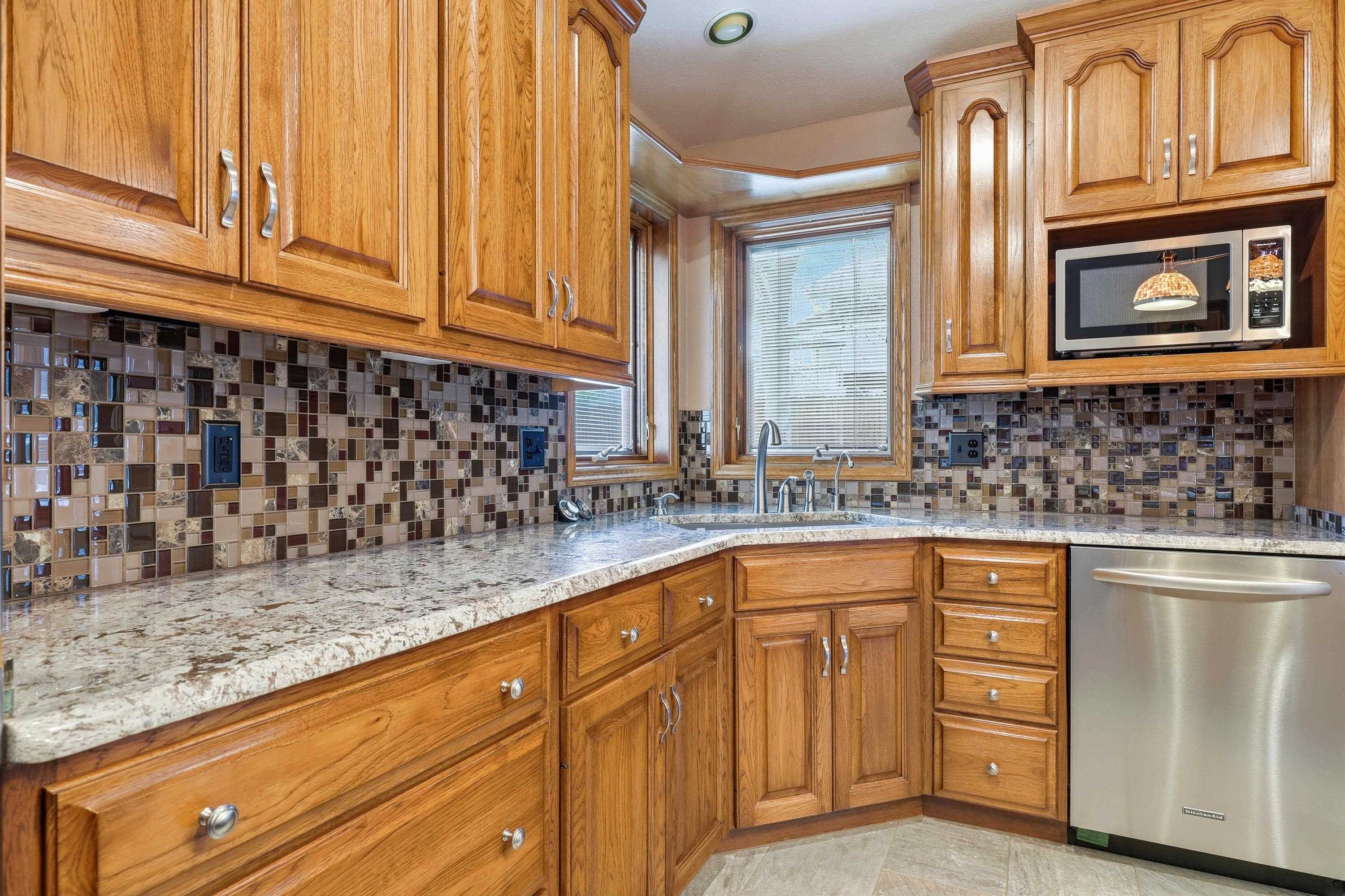 1816 Miracle Drive Casper, WY 82609 - Photo 17 of 47