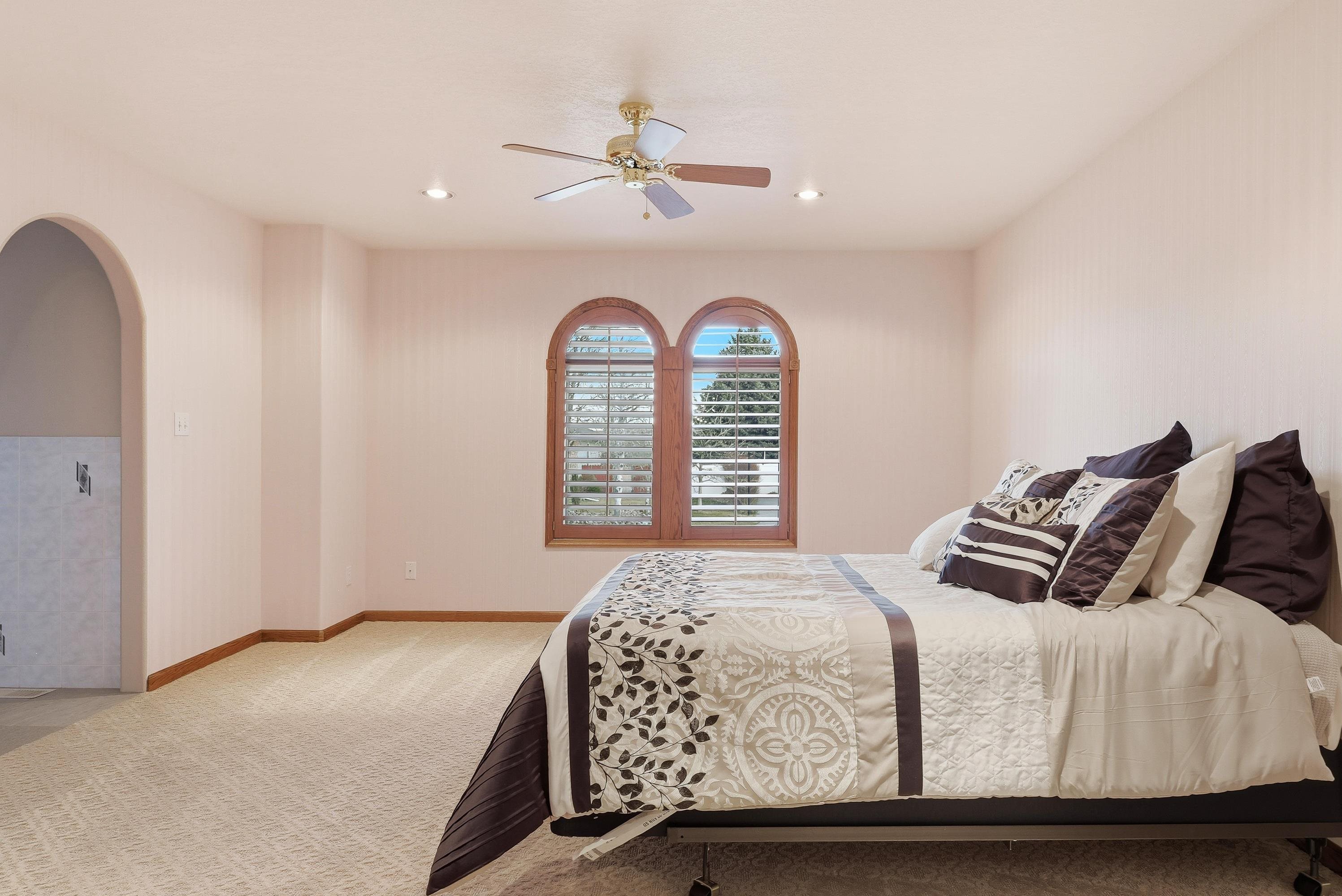 1816 Miracle Drive Casper, WY 82609 - Photo 19 of 47