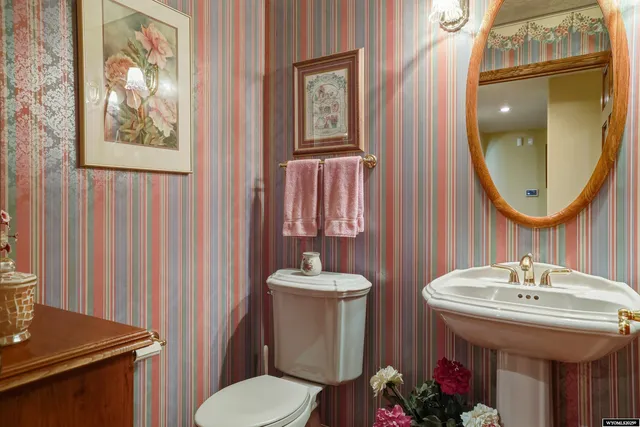 $865,000 | 1816 Miracle Drive, Casper, WY 82609