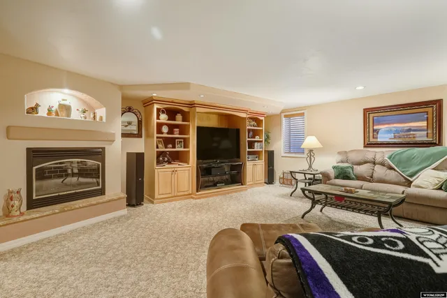 $865,000 | 1816 Miracle Drive, Casper, WY 82609