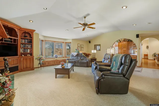 $865,000 | 1816 Miracle Drive, Casper, WY 82609