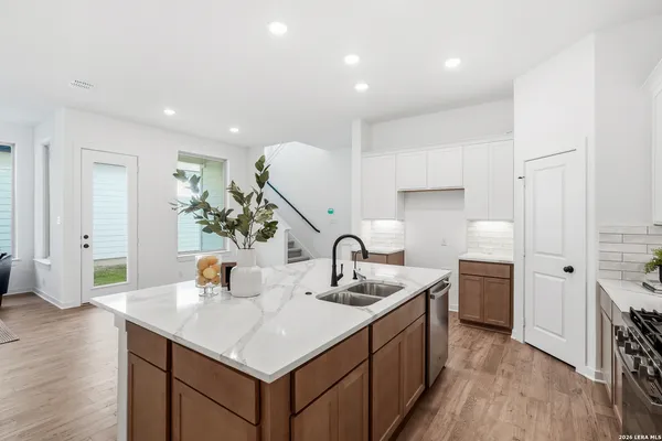 $399,800 | 9421 Chatside, Schertz, TX 78154