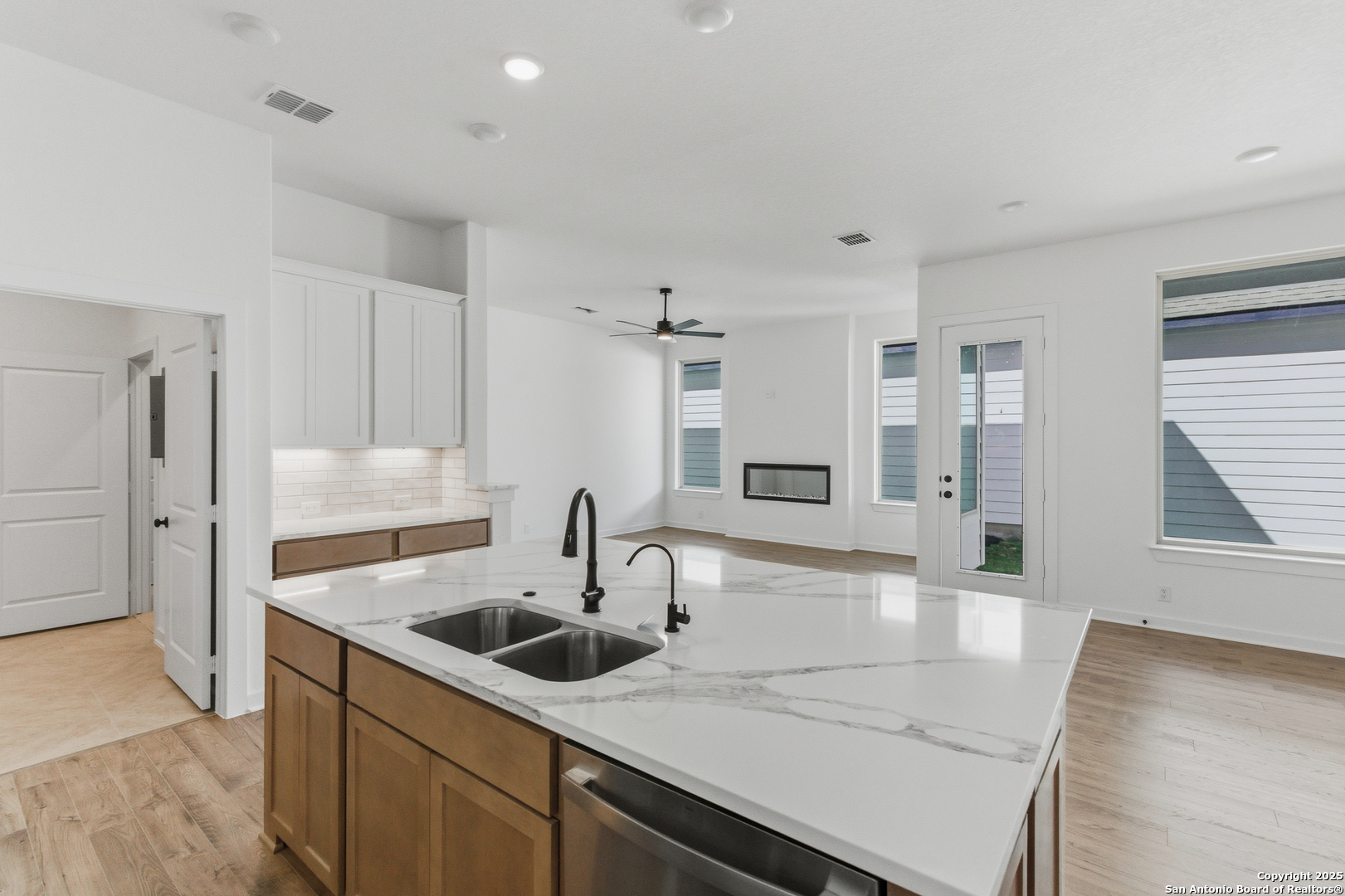 9421 Chatside Schertz, TX 78154 - Photo 25 of 48