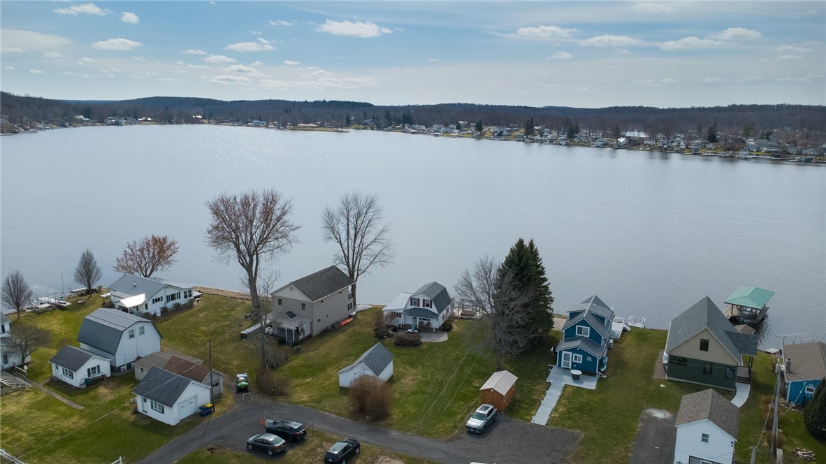 8393 Thrush Road Wolcott, NY 14590 - Photo 17 of 44