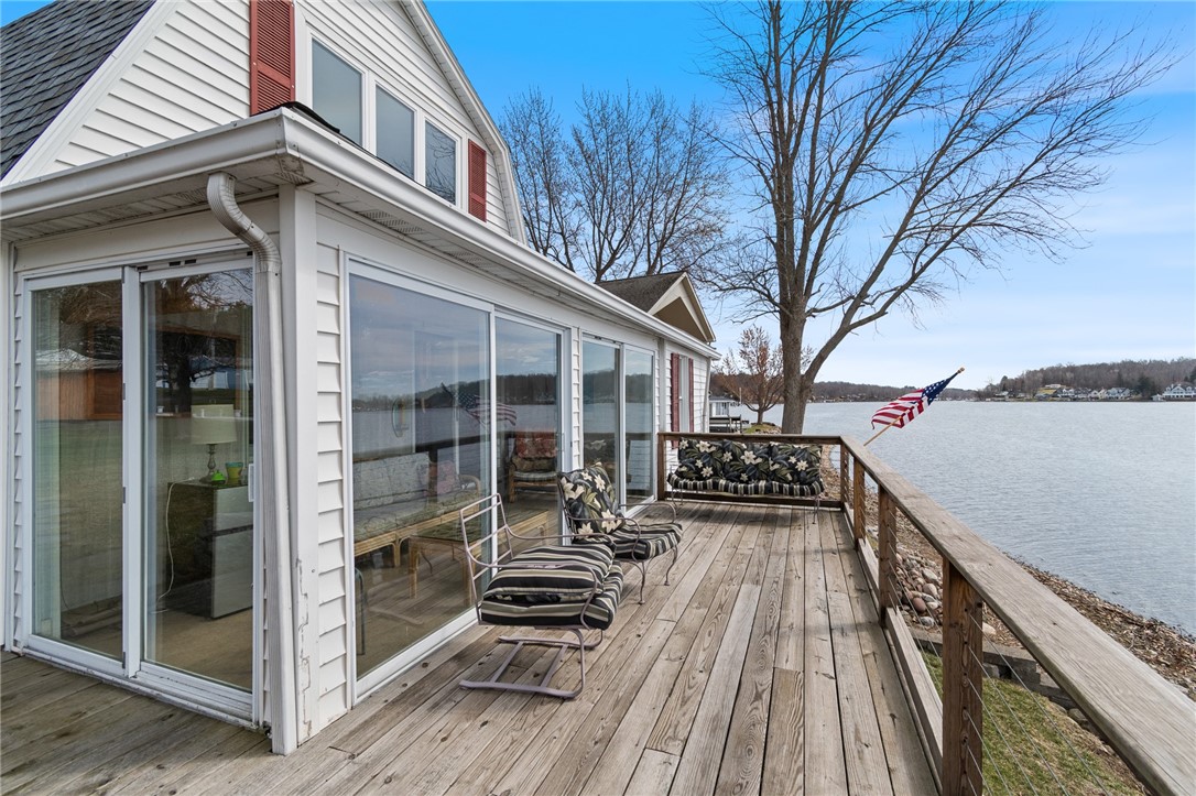 8393 Thrush Road Wolcott, NY 14590 - Photo 9 of 44 Recent deck
