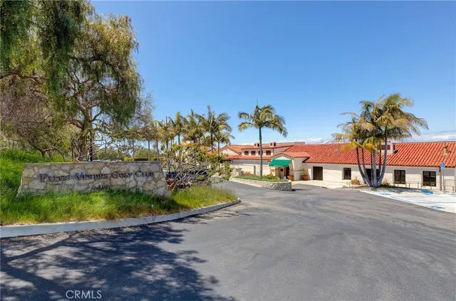 $2,125,000 | 121 VÃa Ardilla, Palos Verdes Estates, CA 90274