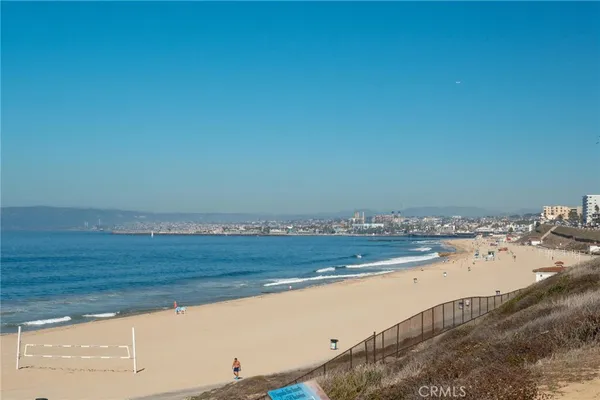 $2,125,000 | 121 Vía Ardilla, Palos Verdes Estates, CA 90274