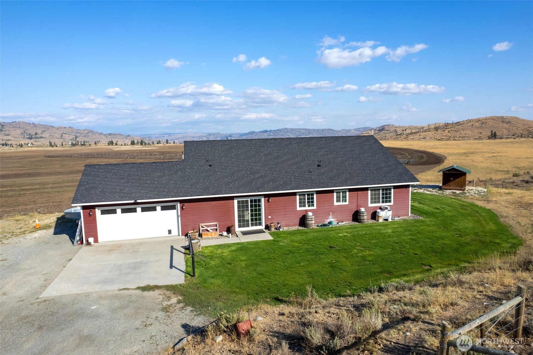 1486 North Star Road Malott, WA 98829 - Photo 5 of 40 front view of a house with a yard