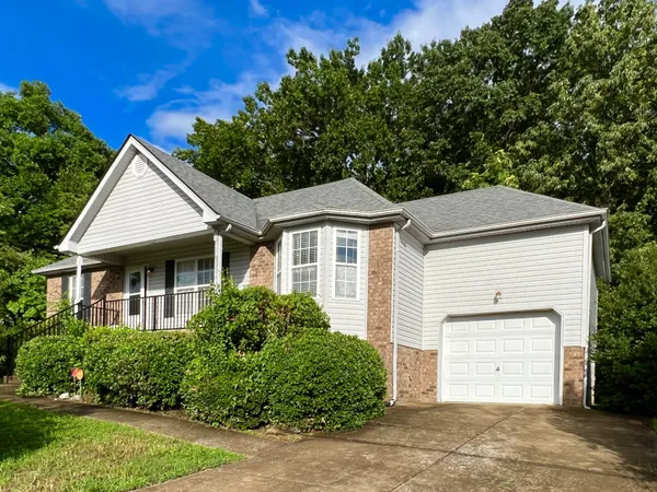 $1,950 | 1028 Saddlestone Drive, Hermitage, TN 37076