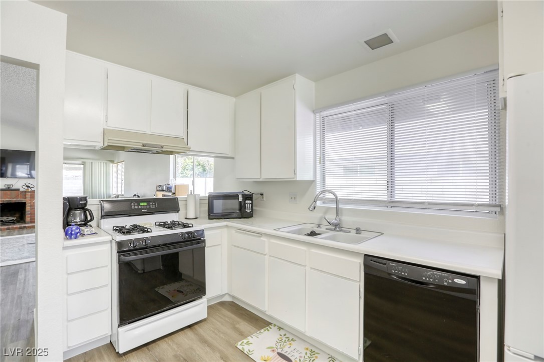 3117 Valleywood Road Henderson, NV 89014 - Photo 19 of 35 Gallery Image 19