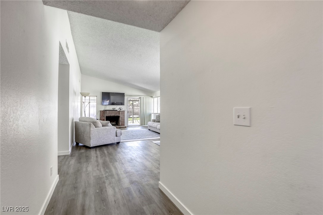3117 Valleywood Road Henderson, NV 89014 - Photo 6 of 35 Gallery Image 6