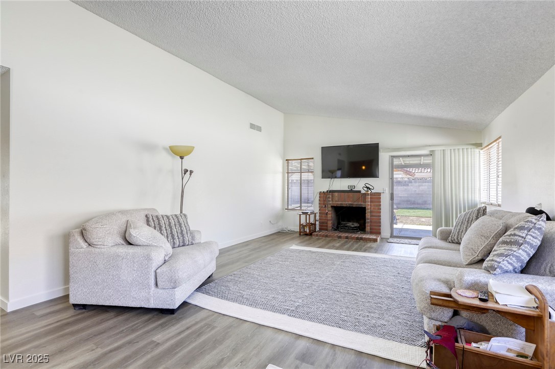 3117 Valleywood Road Henderson, NV 89014 - Photo 8 of 35 Gallery Image 8