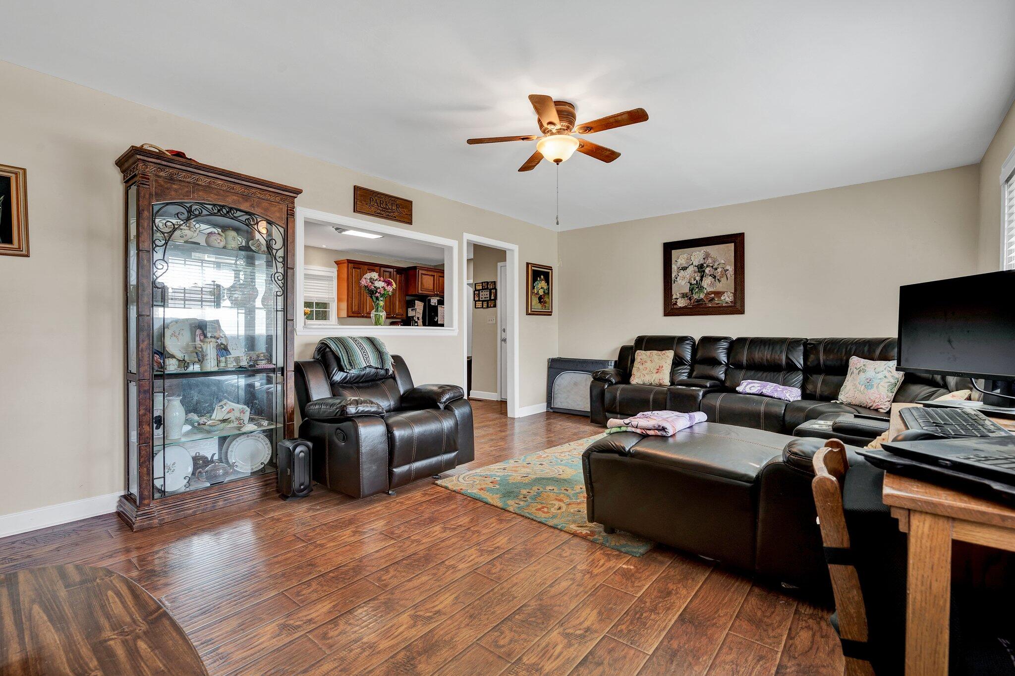 2310 Broomfield Road Southeast Cleveland, TN 37323 - Photo 11 of 32 10