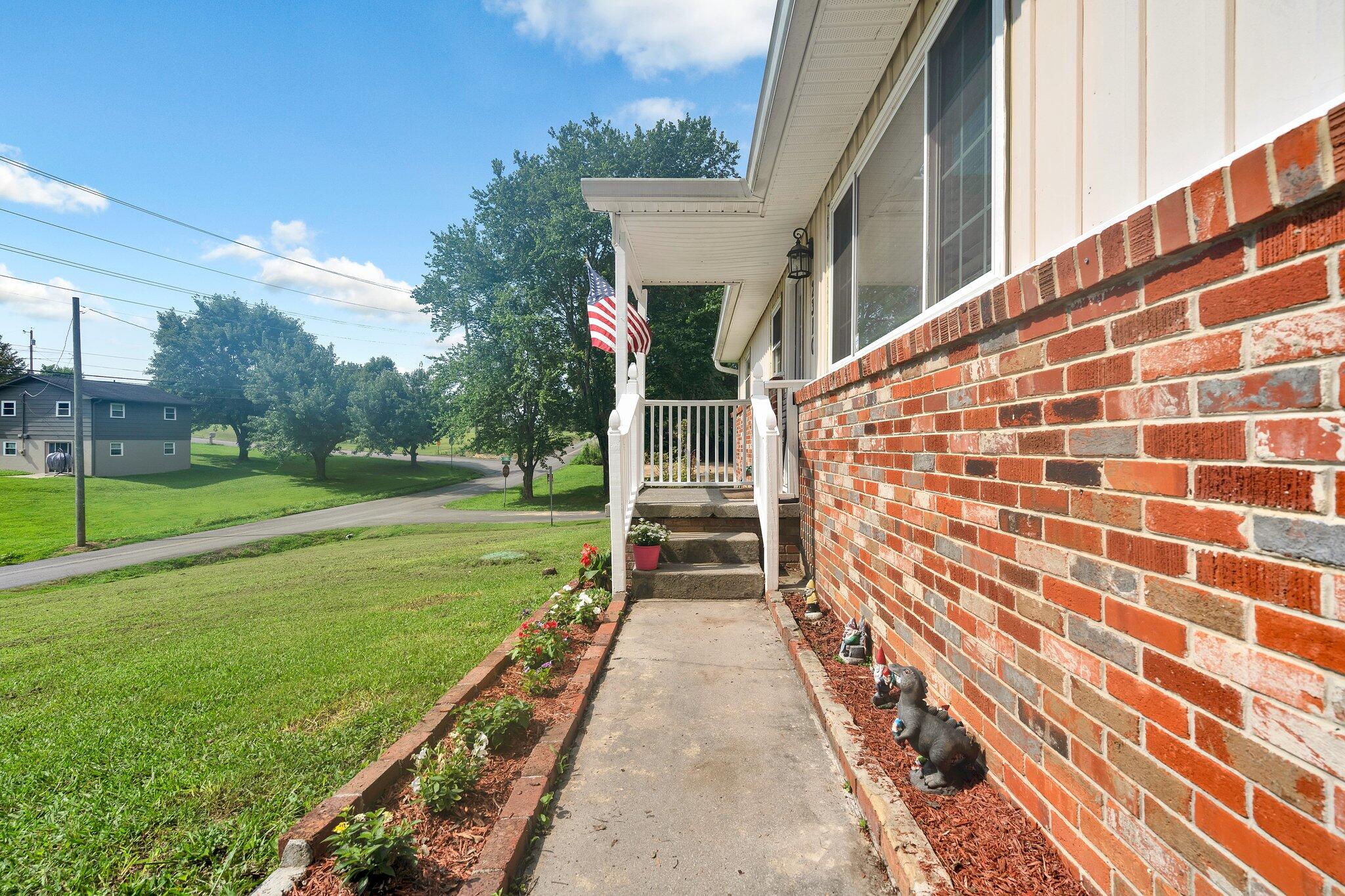 2310 Broomfield Road Southeast Cleveland, TN 37323 - Photo 25 of 32 24