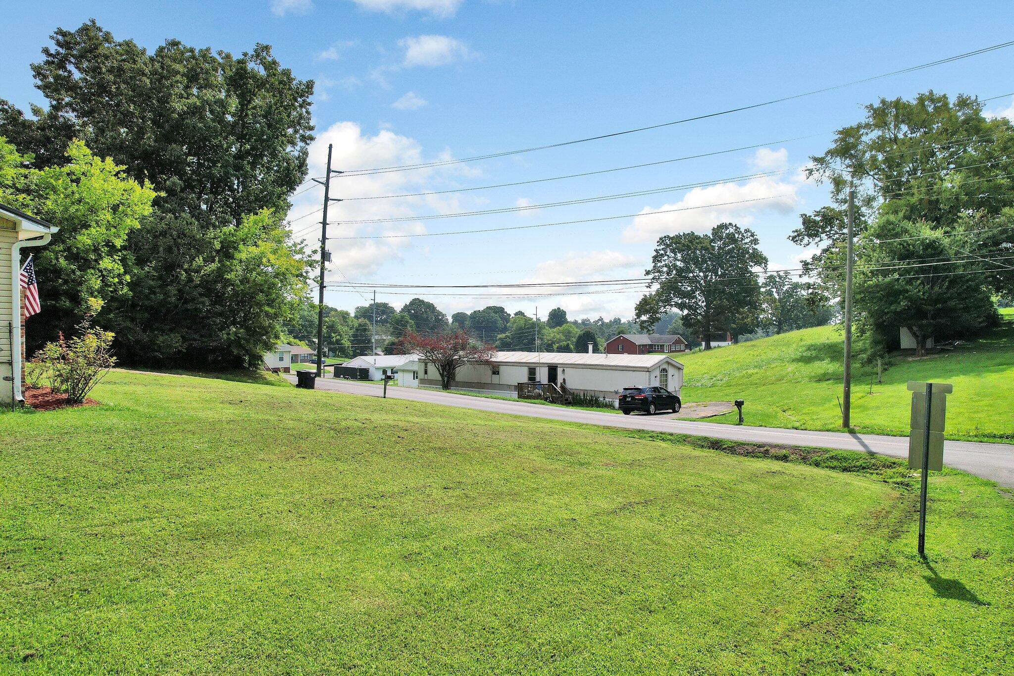 2310 Broomfield Road Southeast Cleveland, TN 37323 - Photo 28 of 32 27