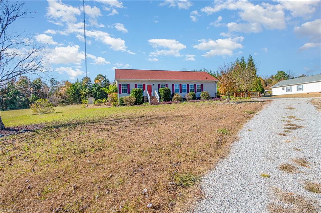 731 Frazier View Road Randleman, NC 27317 - Photo 5 of 30 Gallery Image 5