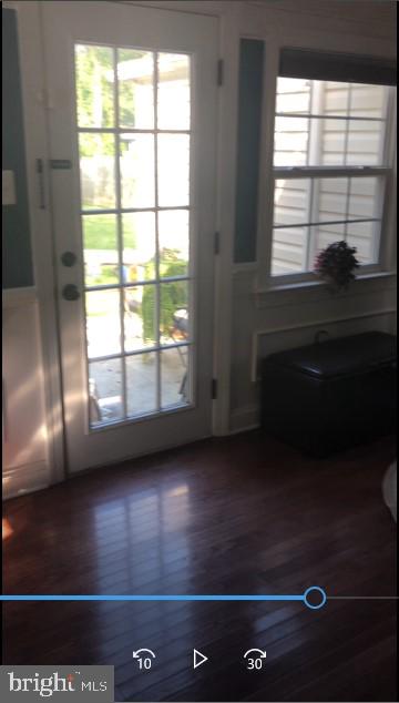 1403 Gleason Street Silver Spring, MD 20902 - Photo 3 of 34