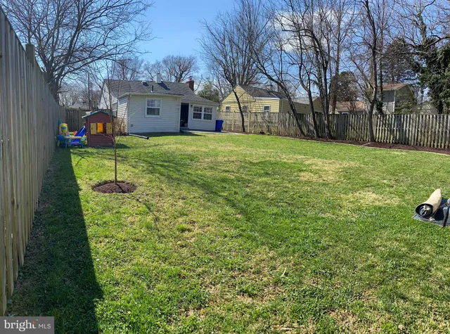 $2,400 | 1403 Gleason Street, Silver Spring, MD 20902