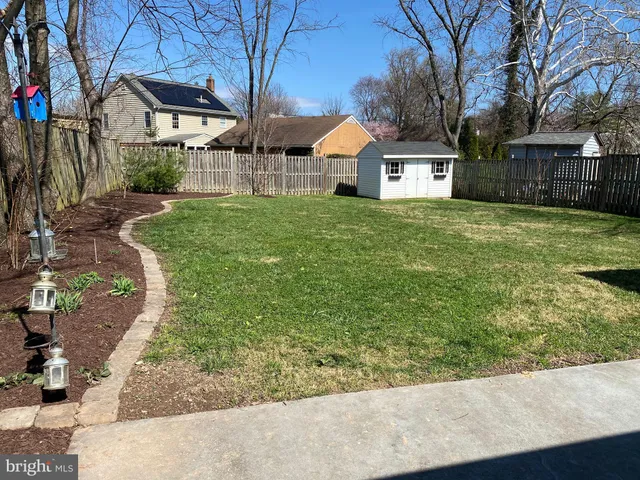 $2,400 | 1403 Gleason Street, Silver Spring, MD 20902