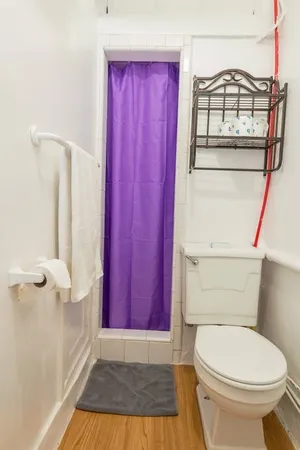 $2,400 | 161 Endicott Street, Unit 2R, Boston, MA 02113