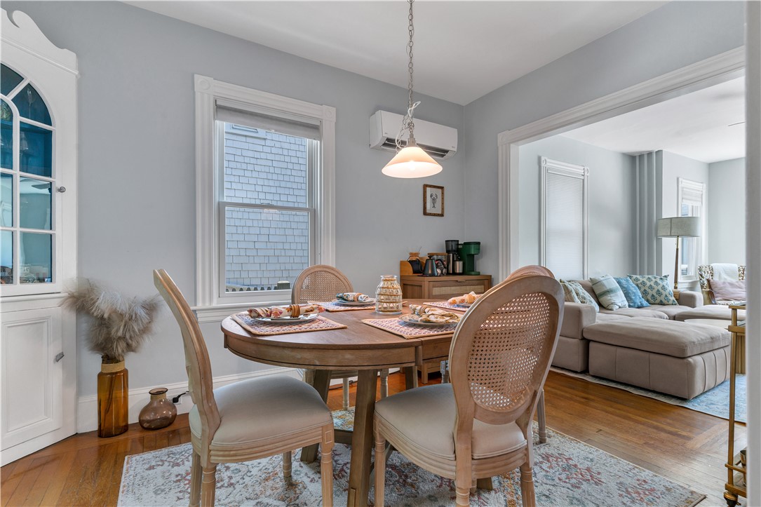 3 Sycamore Street Newport, RI 02840 - Photo 5 of 41