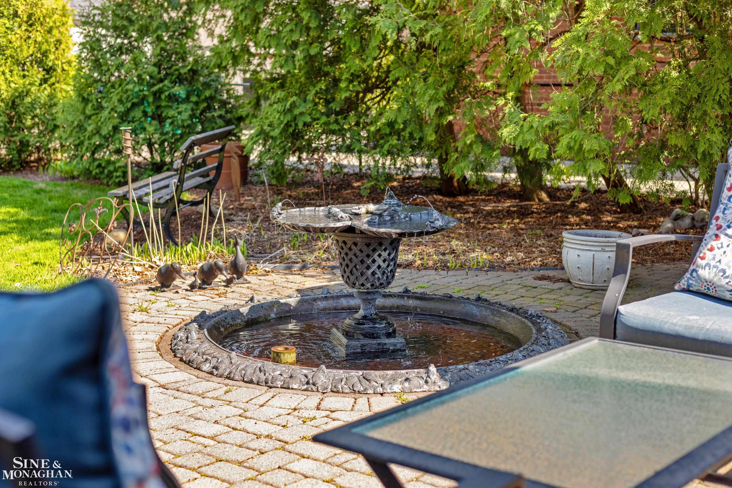 854 Pemberton Road Grosse Pointe, MI 48230 - Photo 49 of 57 50205225-69e7699a-9564-4aec-b289-6200e8dc0207.JPG