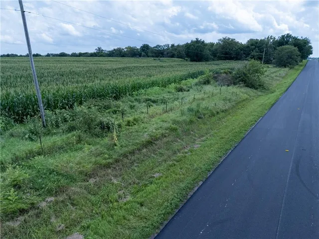 $1,056,000 | State Route, Hamilton, MO 64644