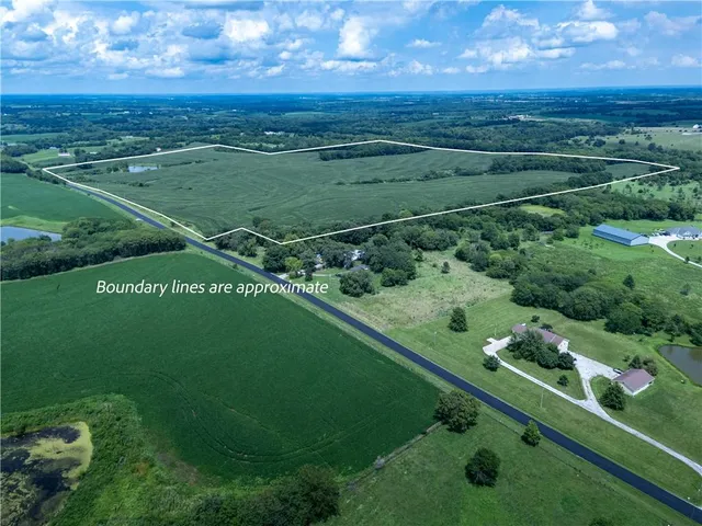 $1,056,000 | State Route, Hamilton, MO 64644