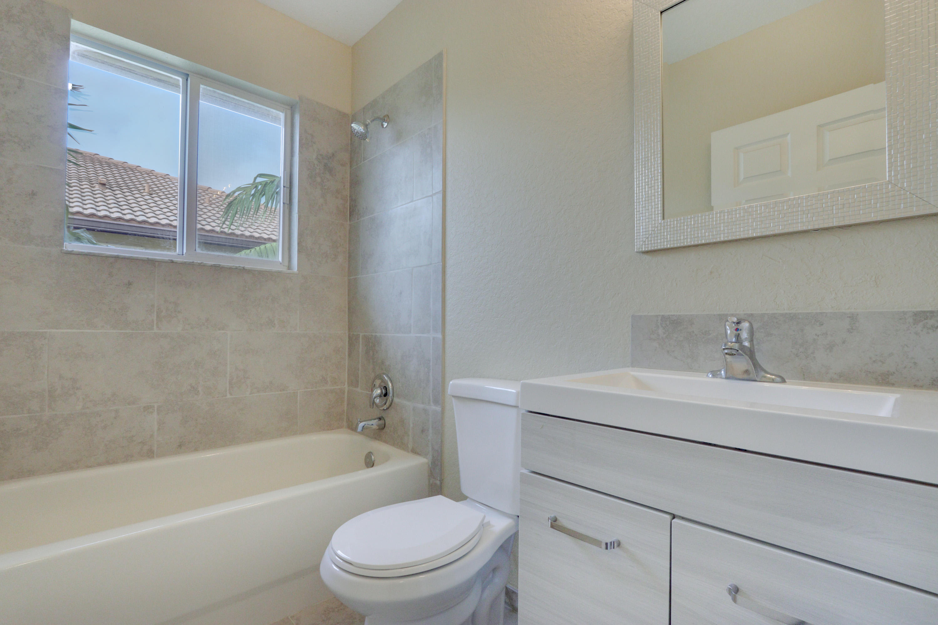 1928 Hibiscus Lane Riviera Beach, FL 33404 - Photo 20 of 35 Untitled-21