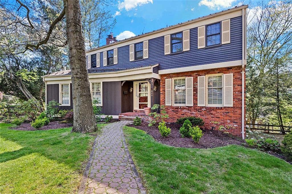 945 Old Hickory Road Pittsburgh, PA 15243 - Photo 1 of 22 Gallery Image 1