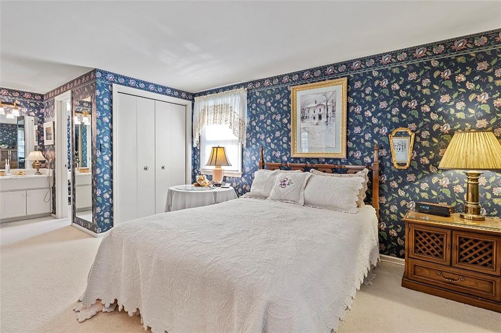 945 Old Hickory Road Pittsburgh, PA 15243 - Photo 12 of 22 Gallery Image 12