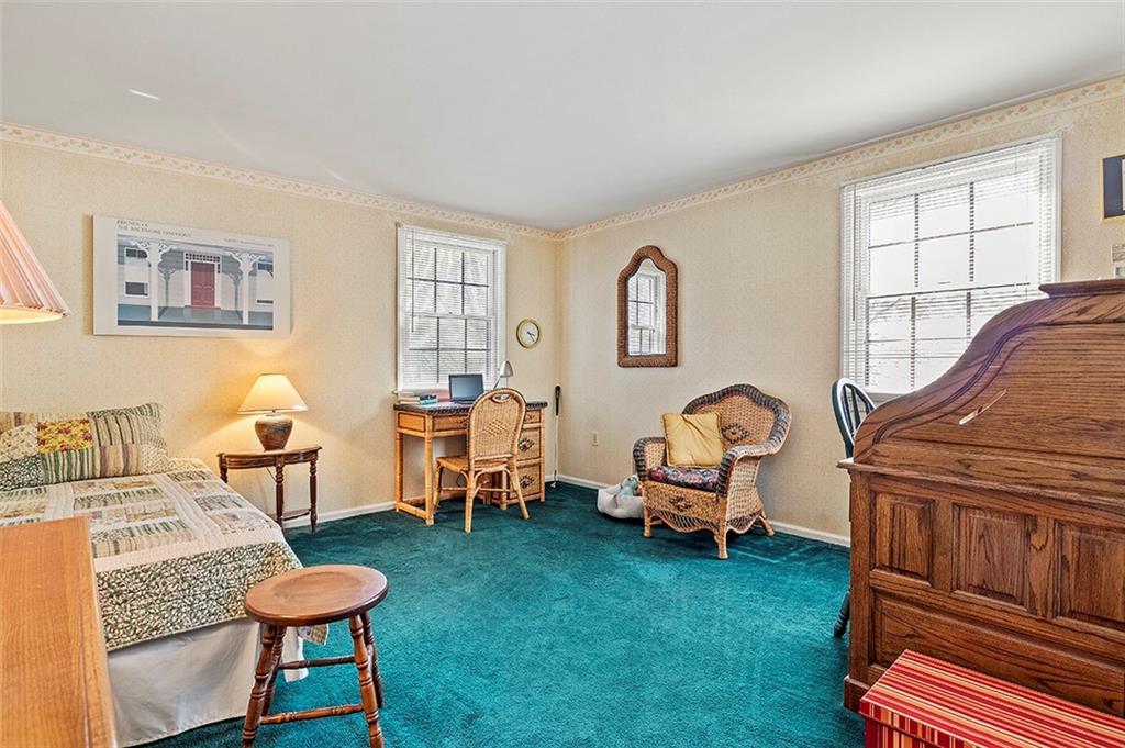 945 Old Hickory Road Pittsburgh, PA 15243 - Photo 17 of 22 Gallery Image 17