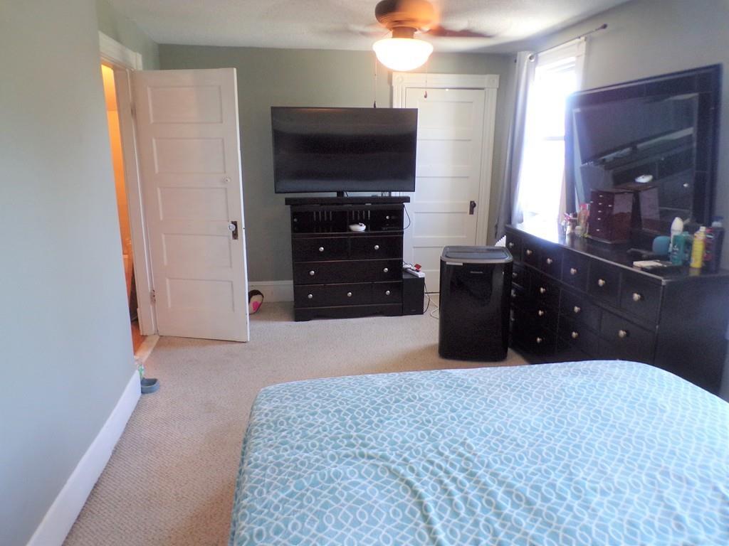 36 Frontenac Street Springfield, MA 01151 - Photo 16 of 24