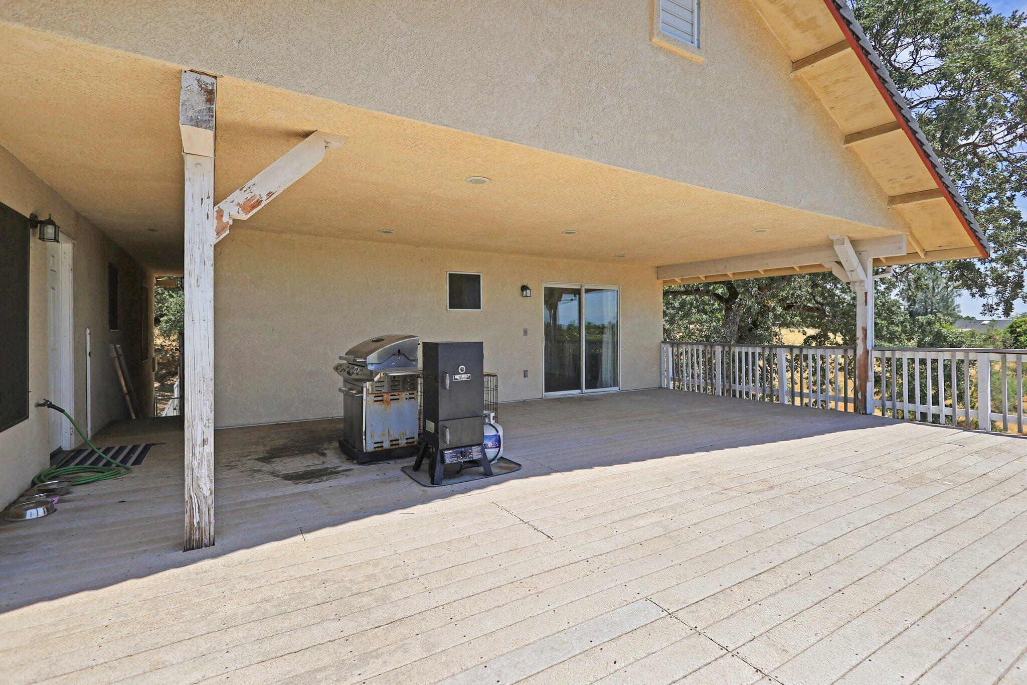 1034 Lema Road Redding, CA 96003 - Photo 21 of 29 7-web-or-mls-8Q0A0384
