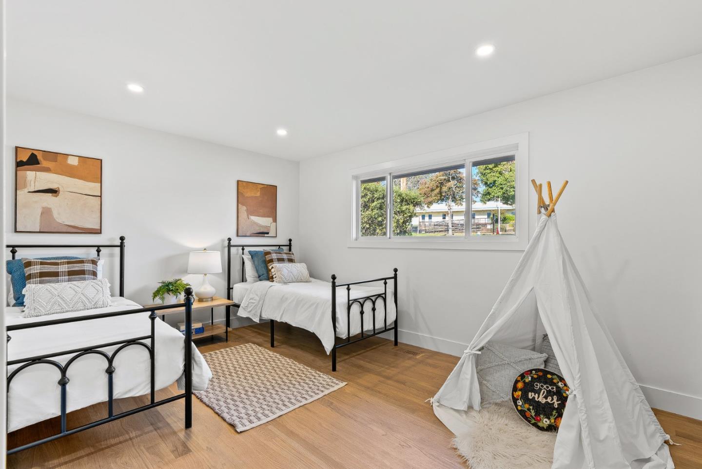 880 Pinehurst Drive Aptos, CA 95003 - Photo 20 of 25 a living room with furniture and a window