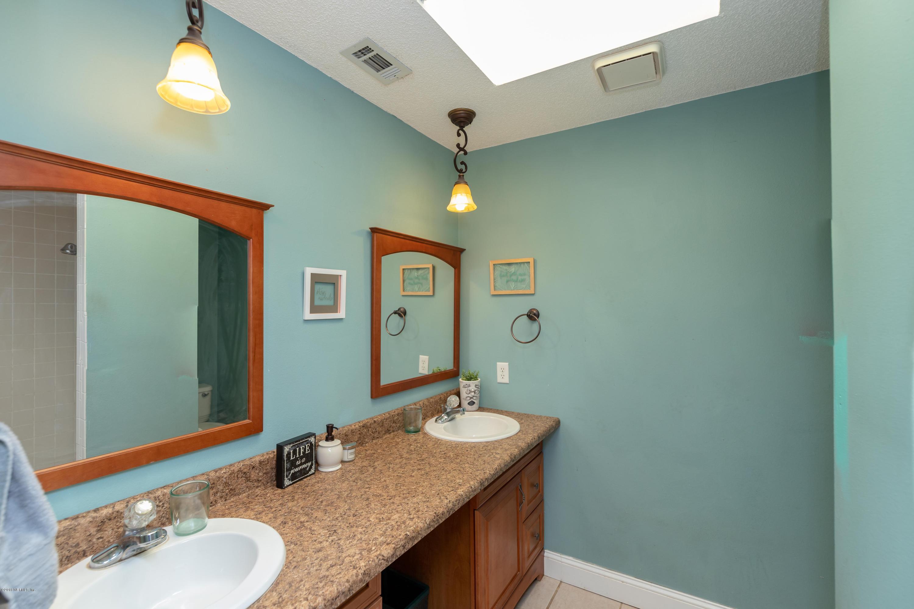 6495 Bernice Road Keystone Heights, FL 32656 - Photo 28 of 46 Master Bathroom