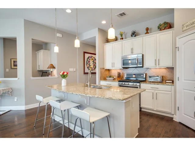 $2,195 | 1909 Pecan Valley Drive, Leander, TX 78641