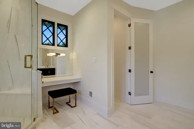 a close up of a street sign