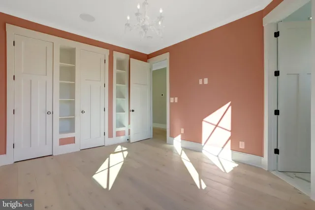 $3,099,000 | 710 North Highland Street, Arlington, VA 22201