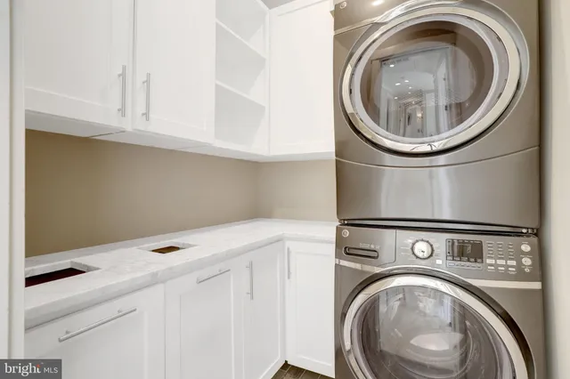 $3,099,000 | 710 North Highland Street, Arlington, VA 22201