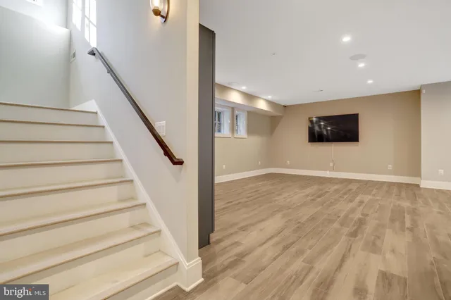 $3,099,000 | 710 North Highland Street, Arlington, VA 22201