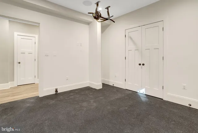 $3,099,000 | 710 North Highland Street, Arlington, VA 22201