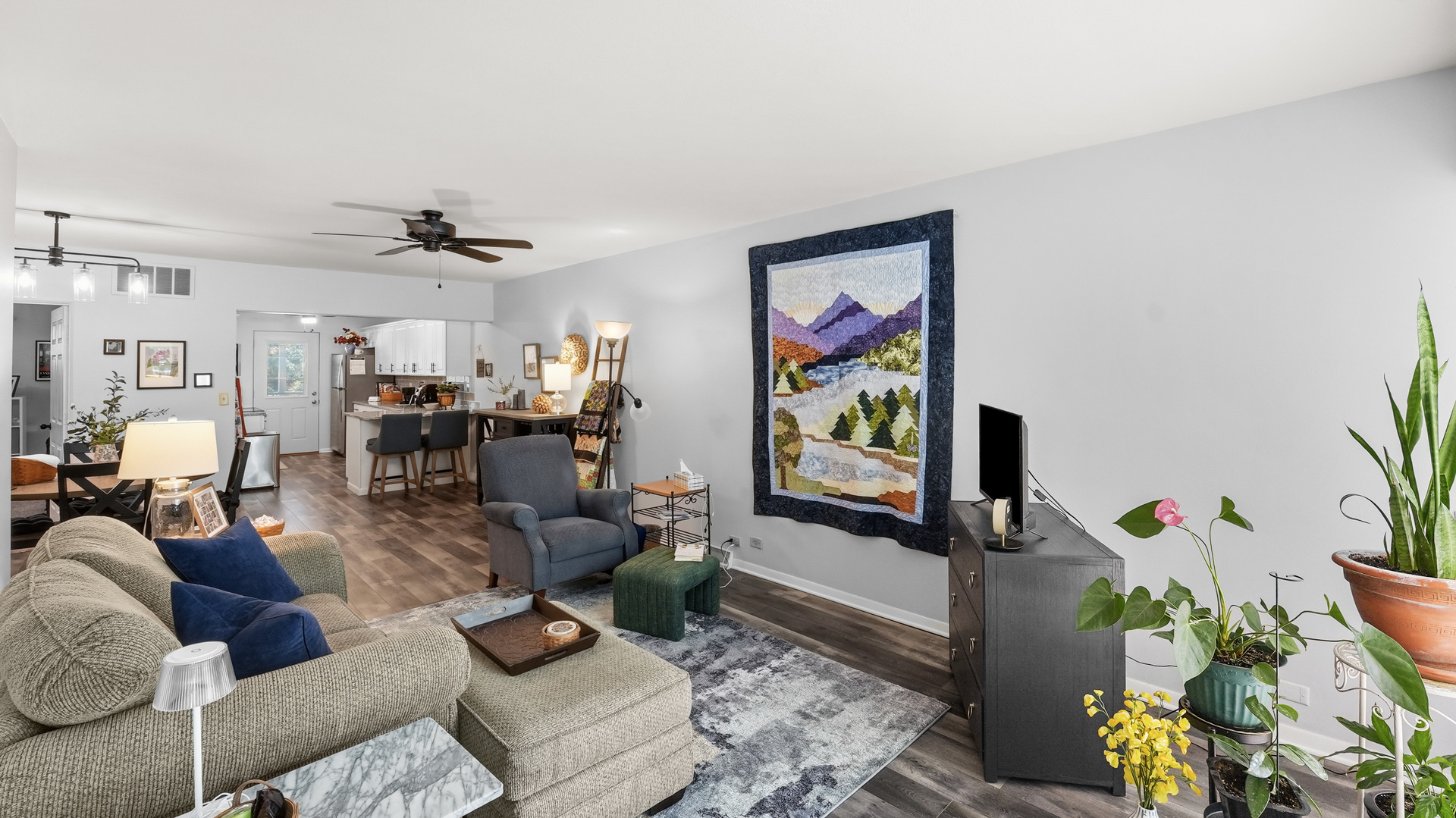 1104 Kimberly Road, Unit 808 Bettendorf, IA 52722 - Photo 12 of 49