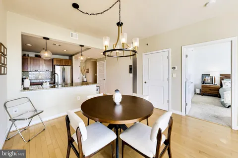 $589,000 | 5750 Bou Avenue, Unit 1501, Rockville, MD 20852