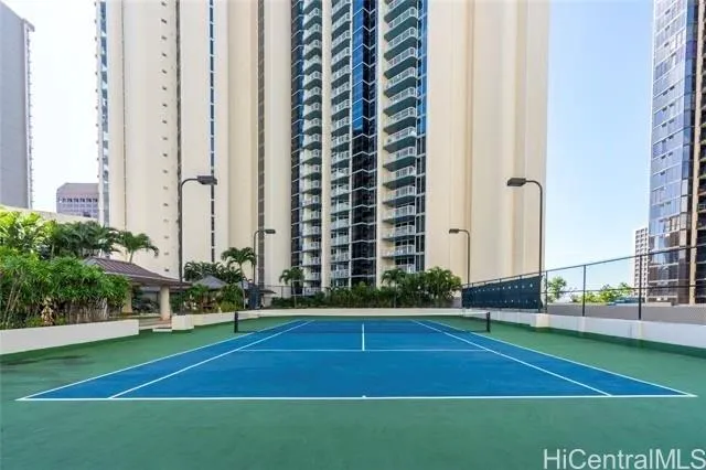 $754,000 | 1212 Nuuanu Avenue, Unit 4002, Honolulu, HI 96817