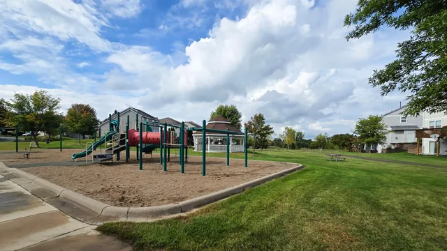 $320,000 | 14336 Brookmere Boulevard Northwest, Prior Lake, MN 55372