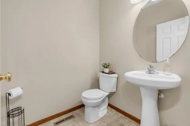 $320,000 | 14336 Brookmere Boulevard Northwest, Prior Lake, MN 55372