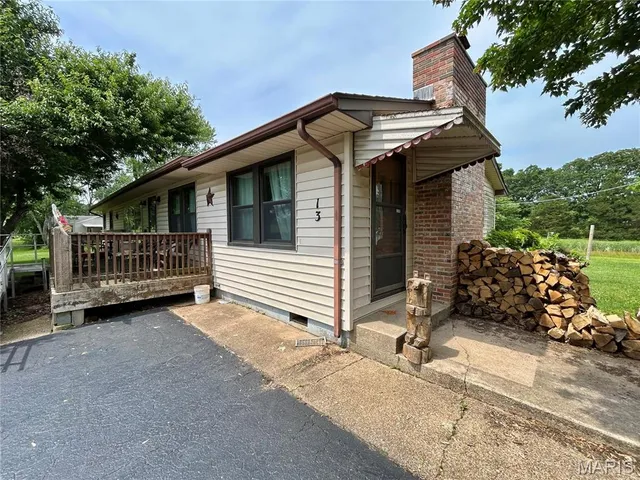 $264,000 | 13 Graham Road, Steelville, MO 65565